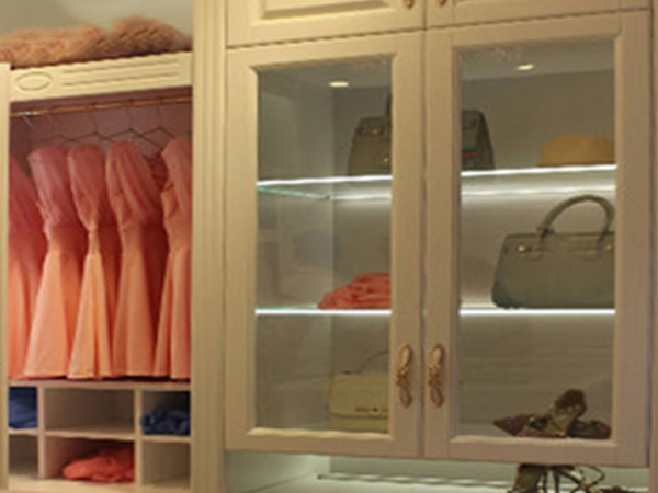 Double sided luminous aluminum strip lamp