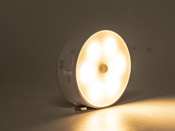 LED intelligent night light